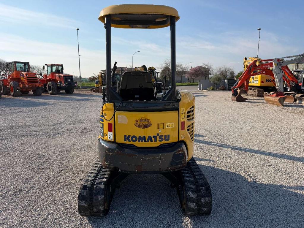 Komatsu PC26 MR-3 Photo 2