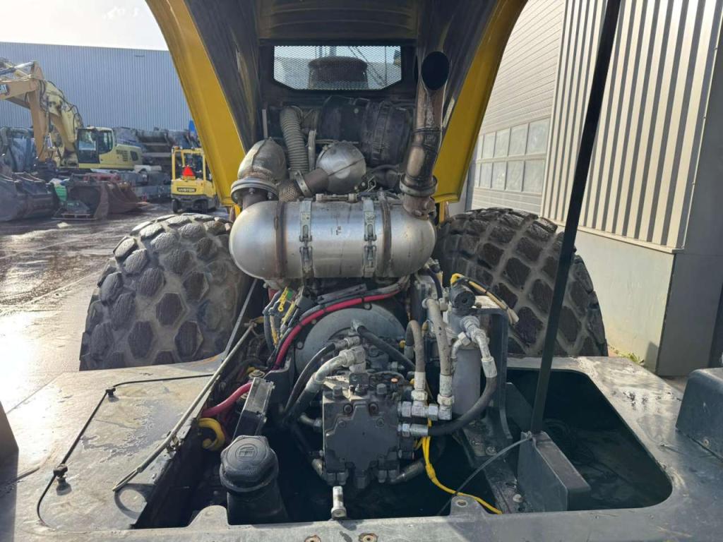 Bomag BW213D-5 Photo 28