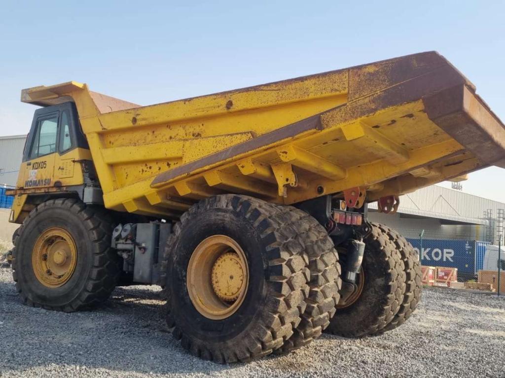 Komatsu HD465-7 Photo 3