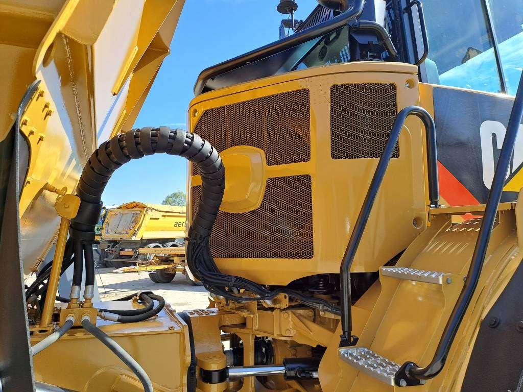 Caterpillar 725C2 Photo 16