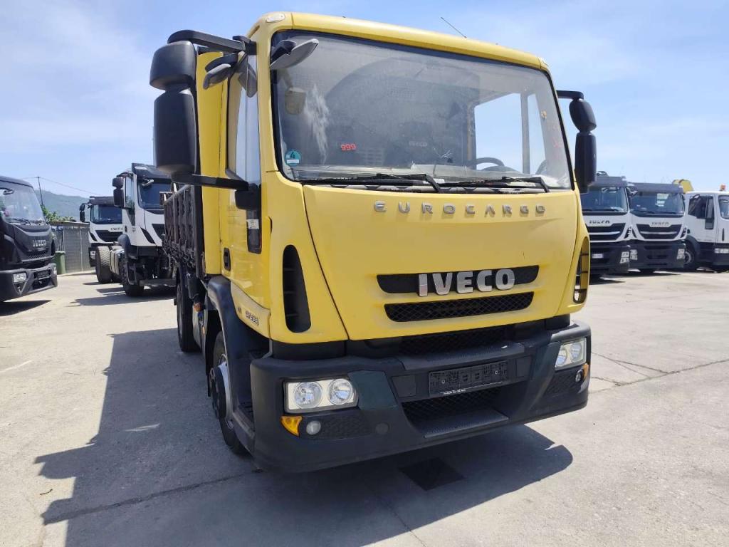 Iveco EUROCARGO 120E28P Photo 17