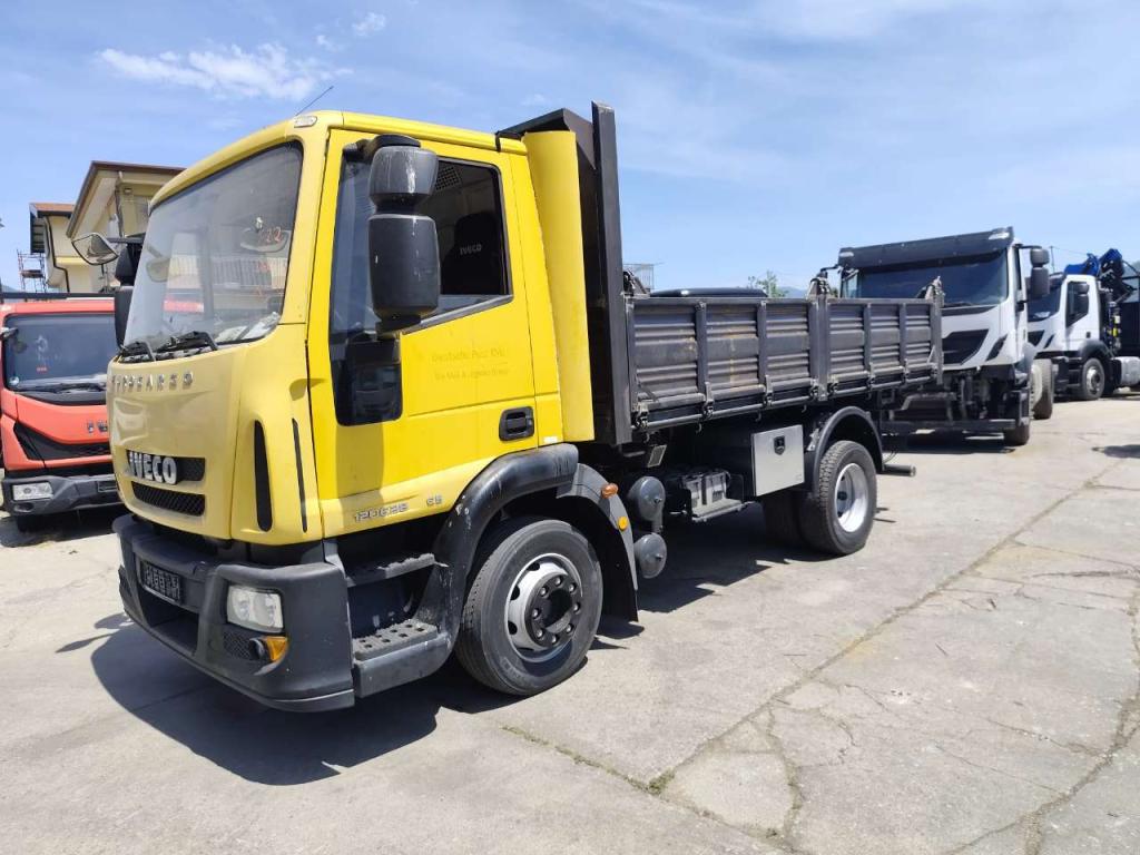 Iveco EUROCARGO 120E28P Photo 20