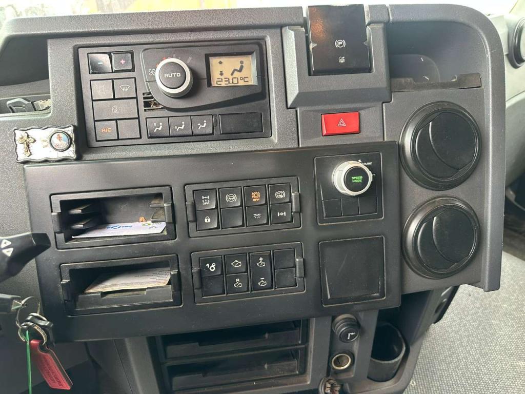Renault T460 Photo 7