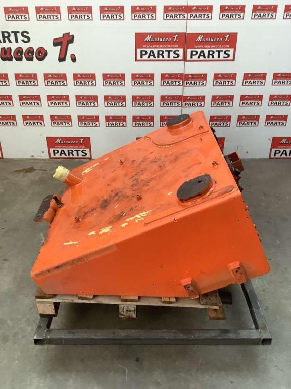 Réservoir (pièces détachées) pour Hitachi ZW250-6 Photo 4