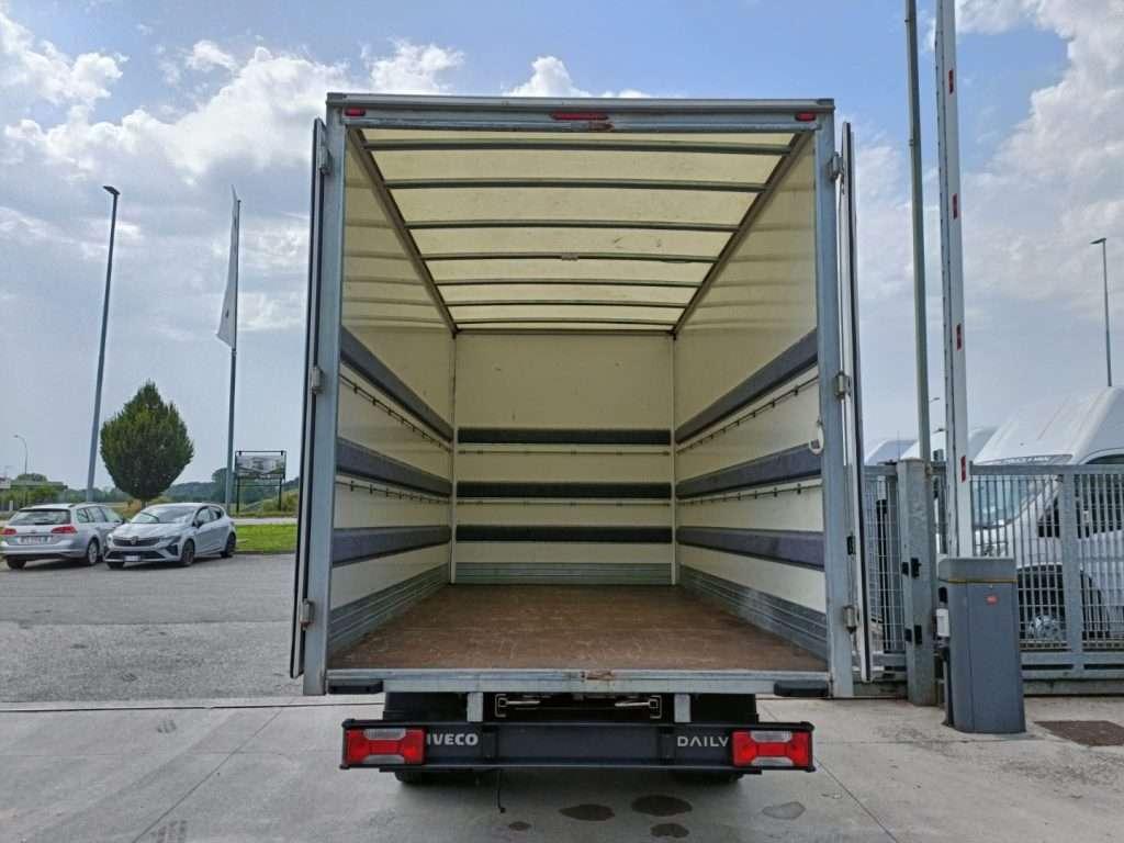 Iveco Daily Photo 7