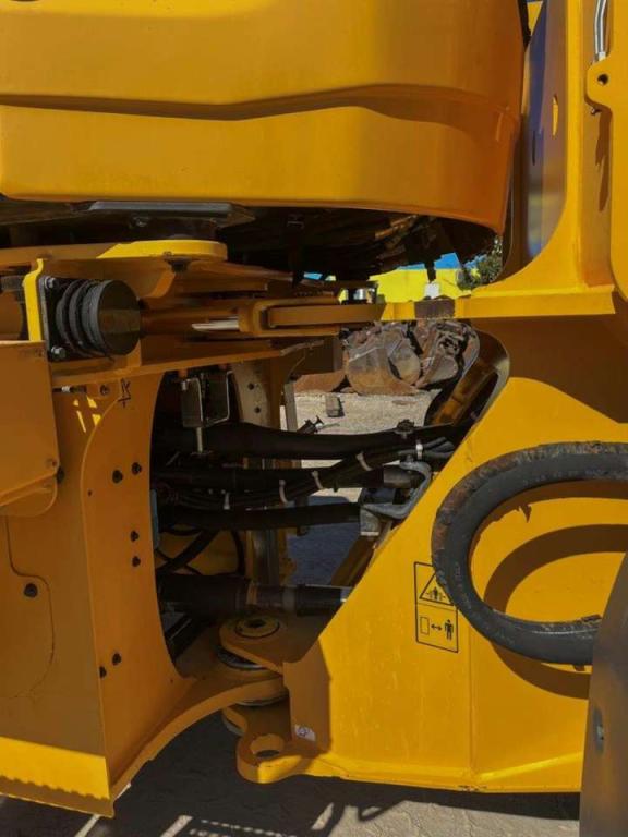 Volvo L120G Photo 11