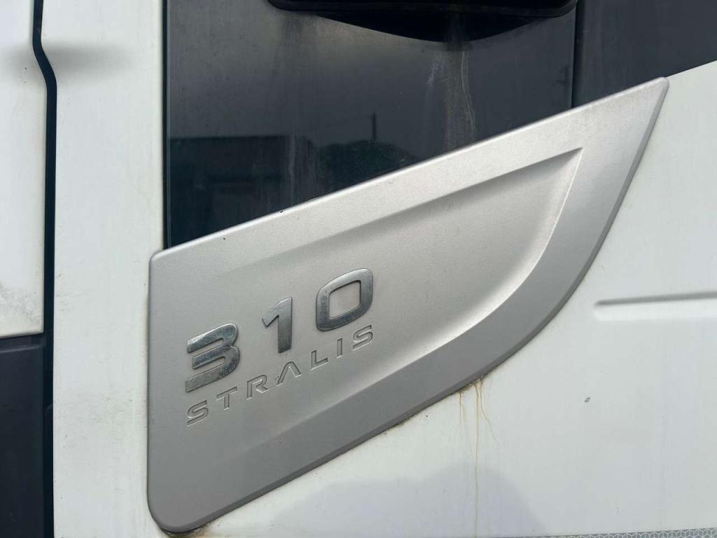Iveco STRALIS AD 260S31 XP Photo 28