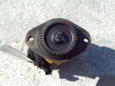 Pompe hydraulique pour Caterpillar 951C - MOTORE 3304 en vente par OLM 90 Srl