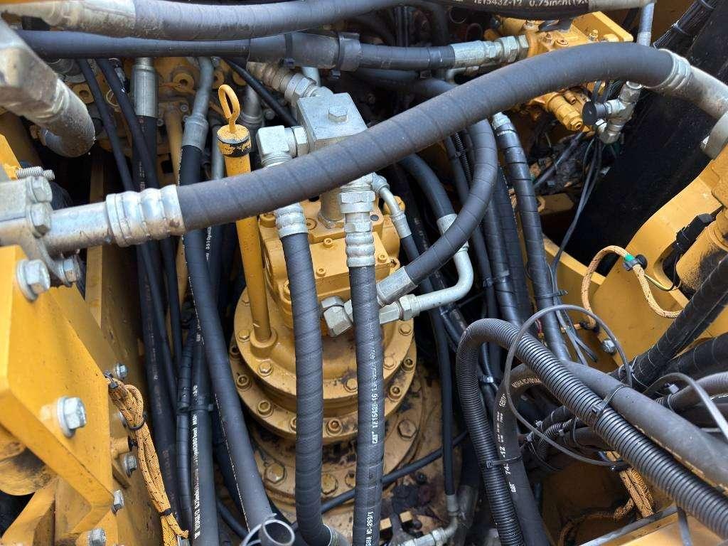 Caterpillar 323 07B Photo 24