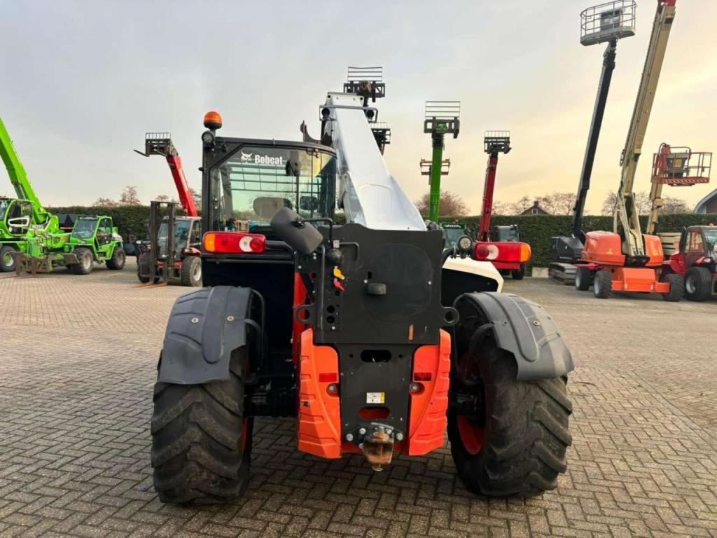 Bobcat TL38-70HF Photo 2