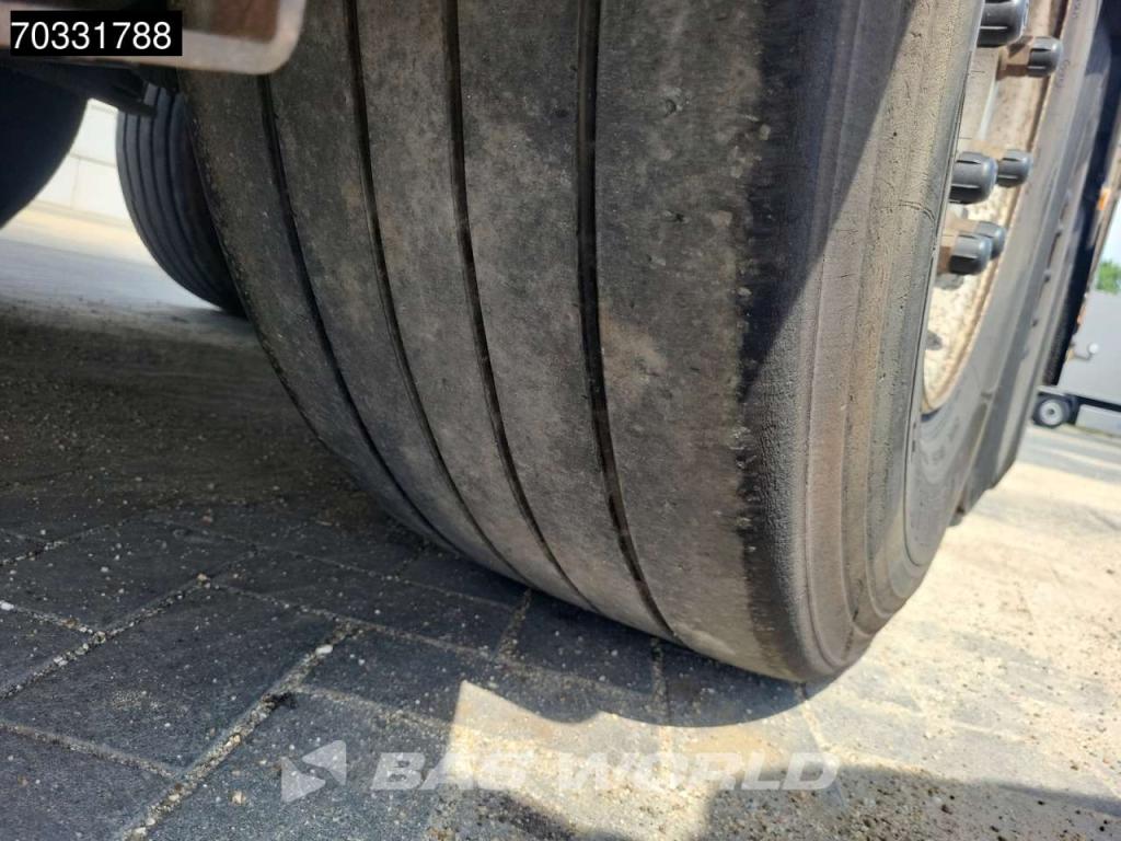 Schmitz SCB*S3B Tailgate Lift Axle 250x270cm Photo 19