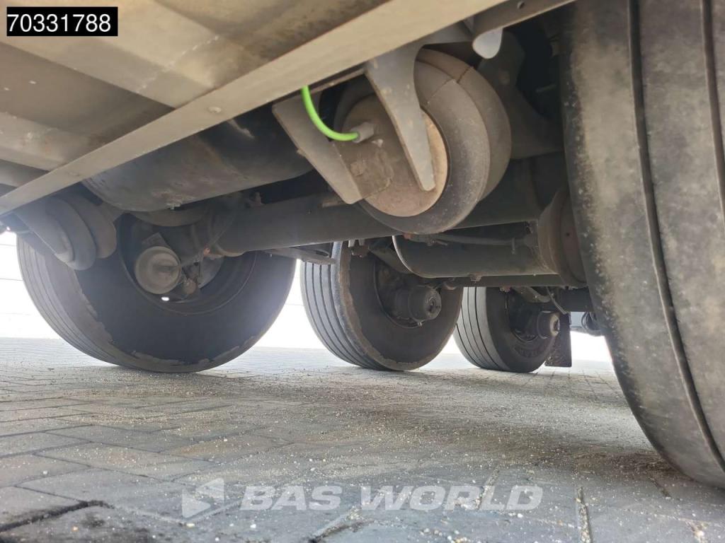 Schmitz SCB*S3B Tailgate Lift Axle 250x270cm Photo 26