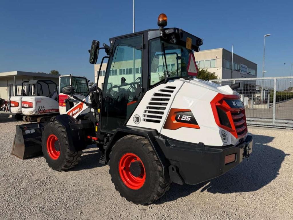 Bobcat L85 Photo 3