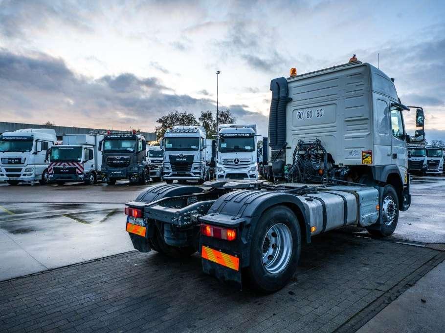 Volvo FMX 460 GLOB + HYDR Photo 4