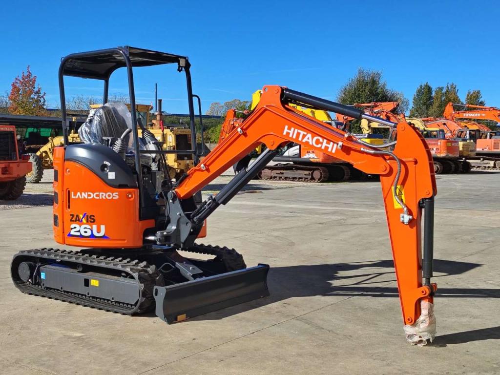 Hitachi ZX 26U-6 YR Photo 7