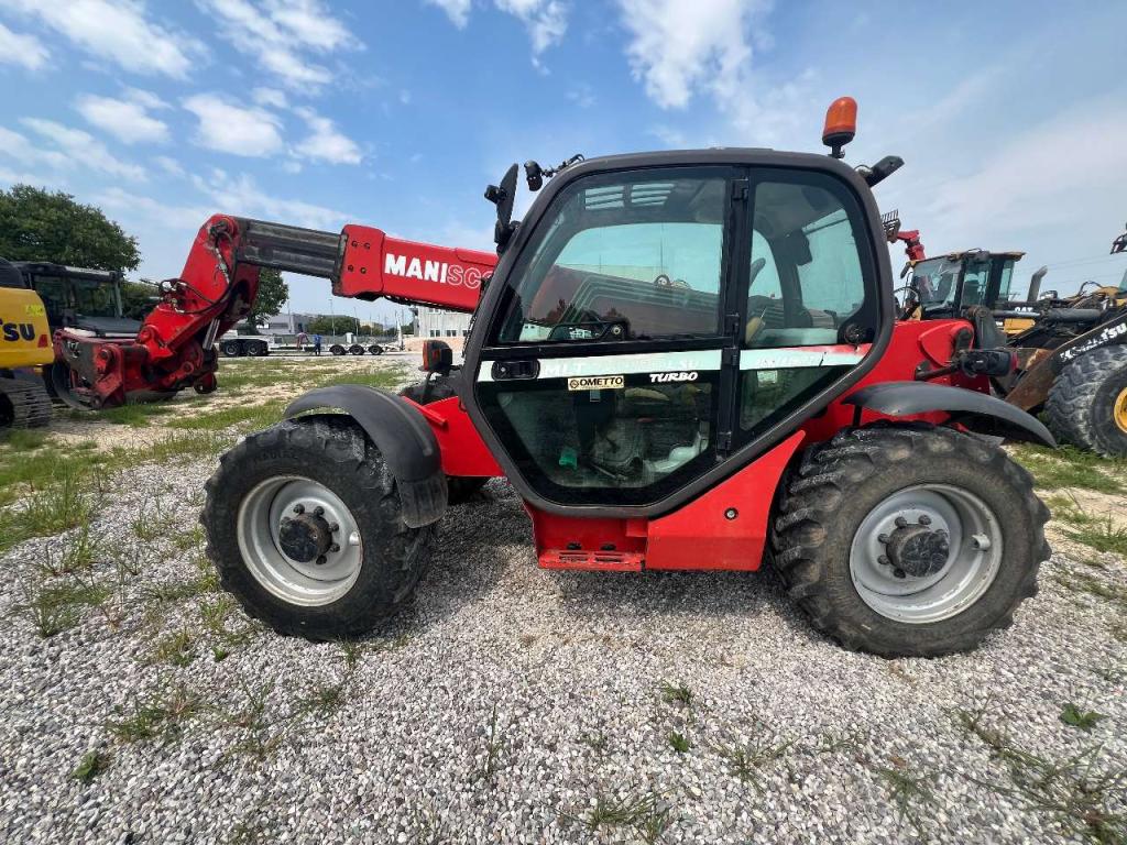 Manitou MLT 741-120 POWERSHIFT Photo 9