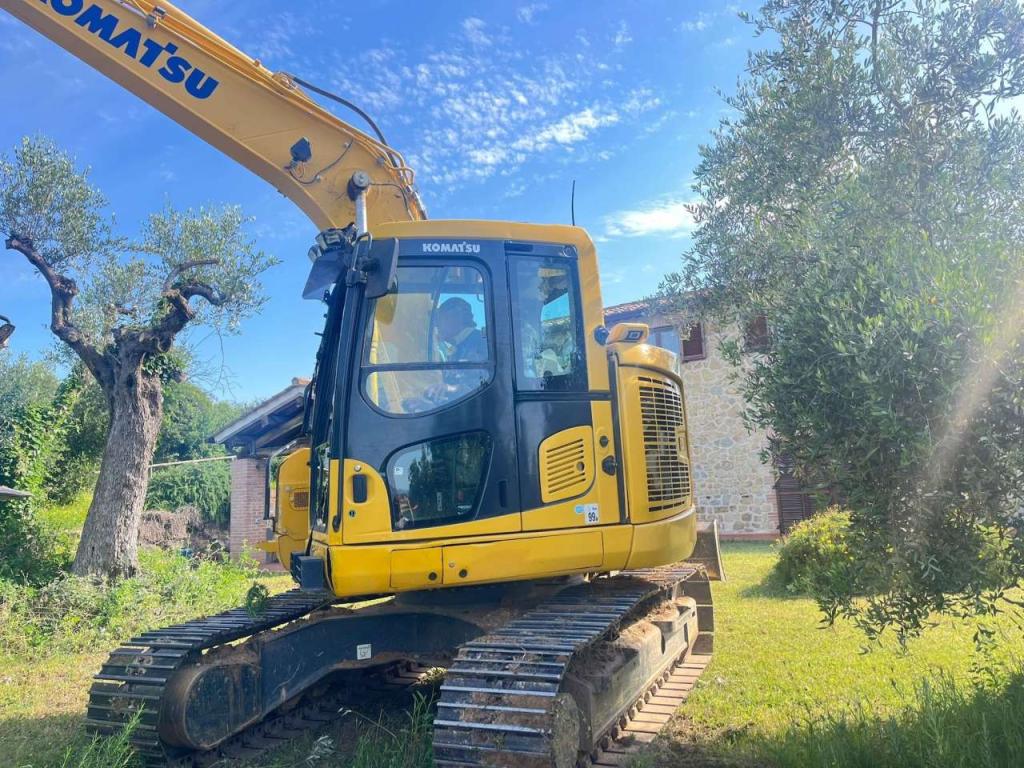 Komatsu PC138US-11 Photo 1