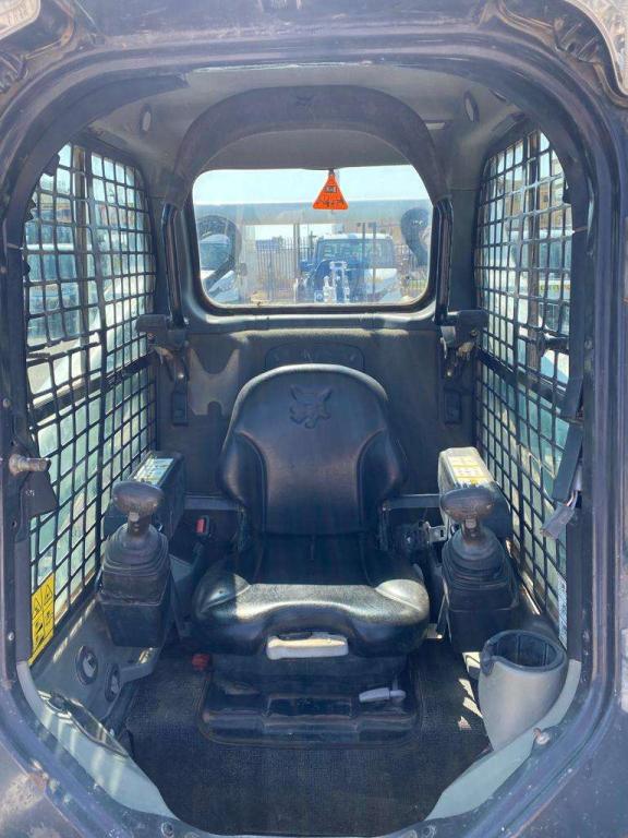 Bobcat T590 Photo 7