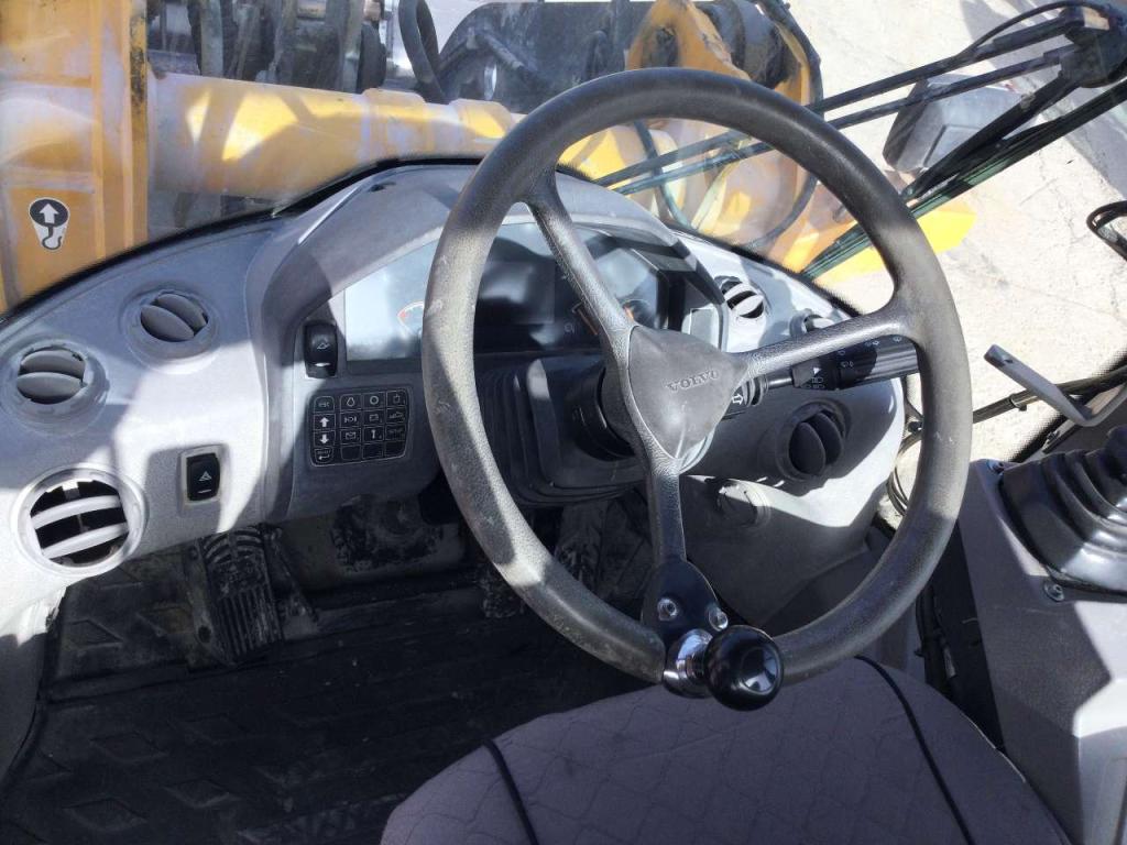 Volvo L45F Photo 8