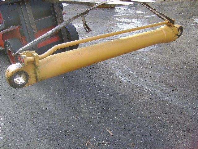 Piston pour pelle (stick) pour Liebherr Photo 1