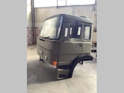 Cabine pour Fiat 260/330  F 35 en vente par Massucco T. Srl Area Ricambi