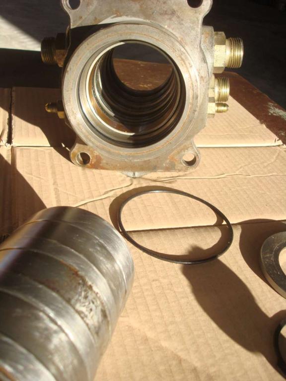 Joint tournant pour Hitachi ZX 160 Photo 6