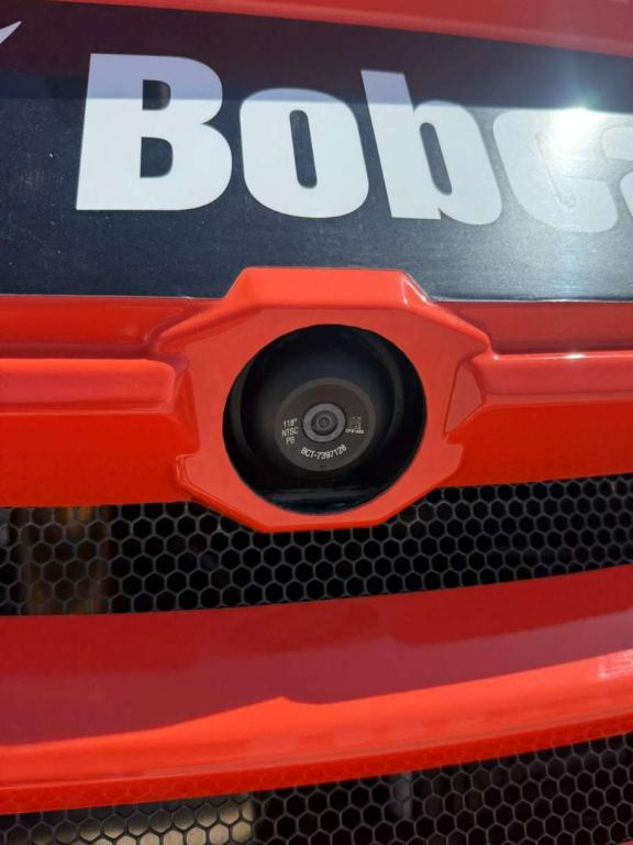 Bobcat L75 Photo 7