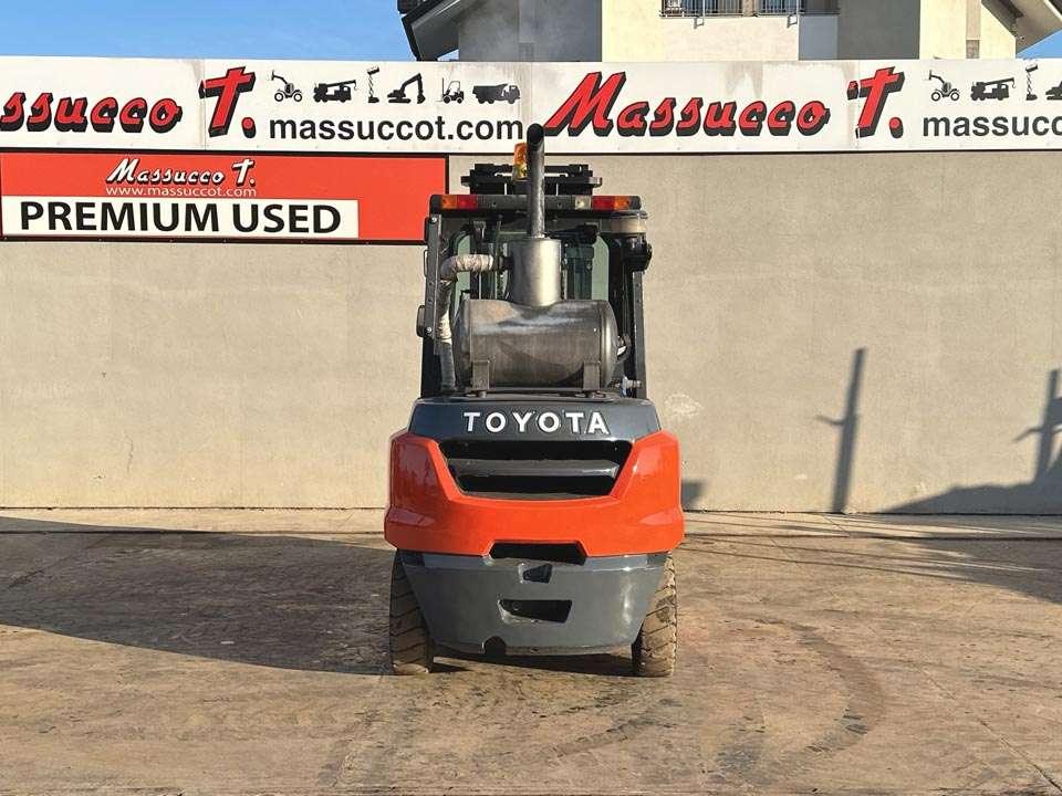 Toyota 40-8FD45N Photo 17