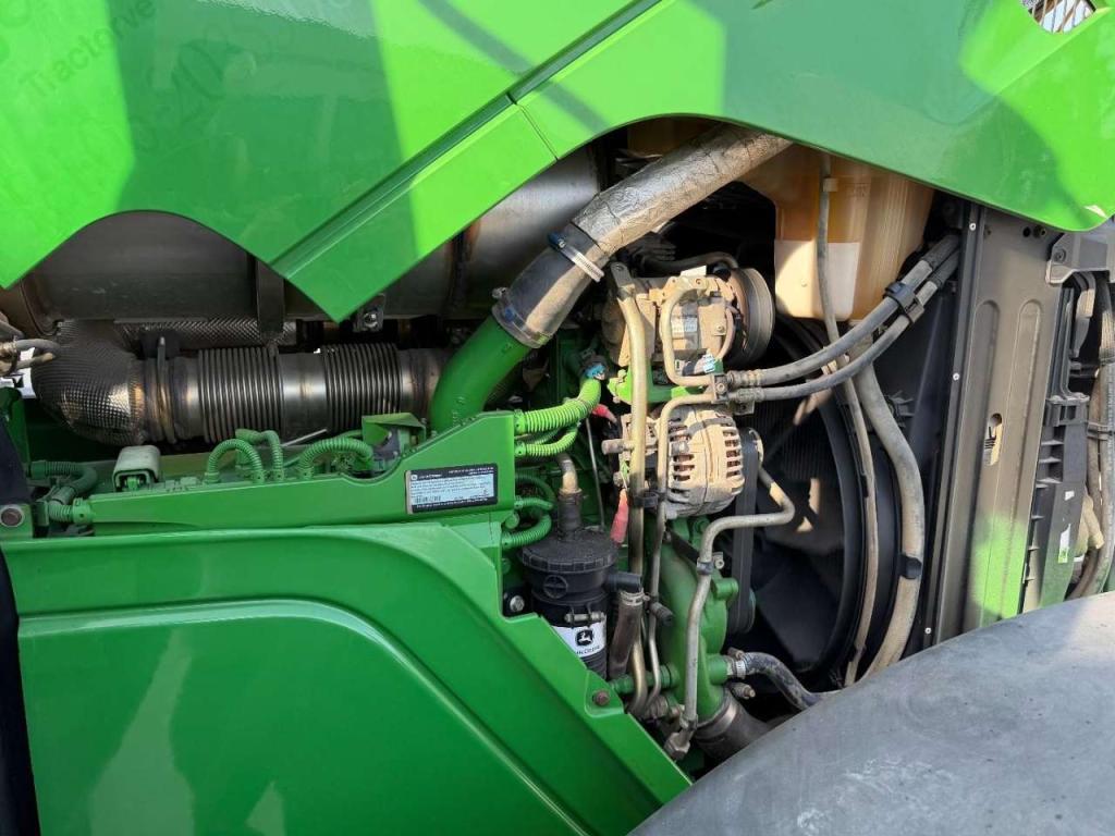 John Deere 6175R Photo 15