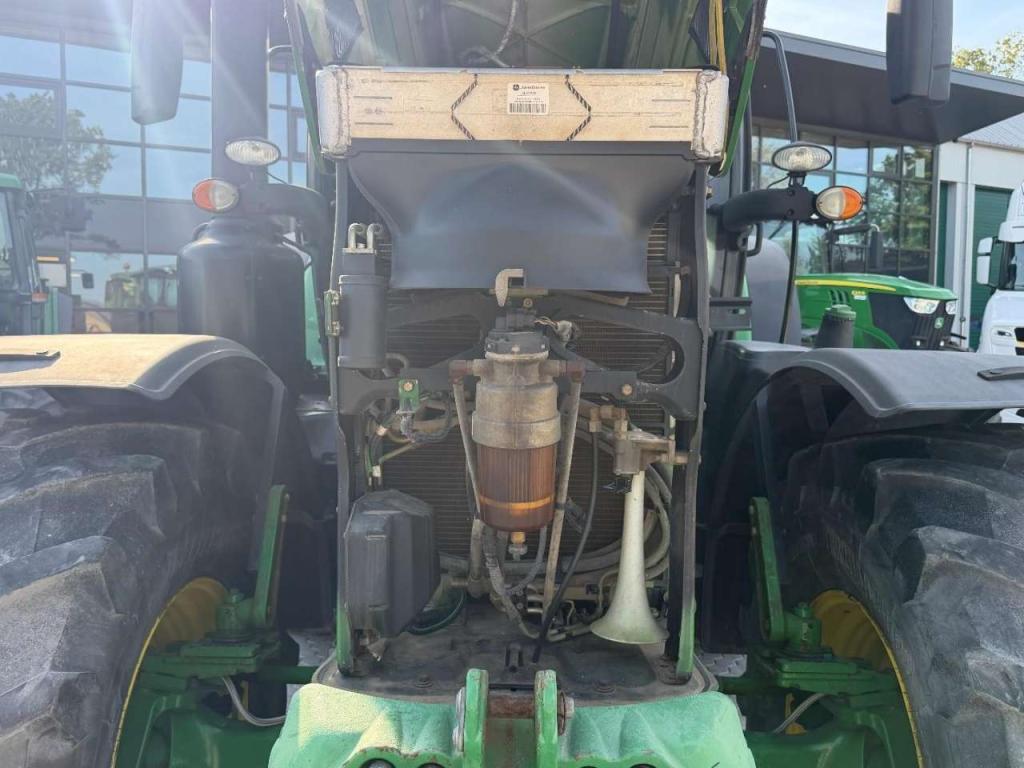John Deere 6175R Photo 16