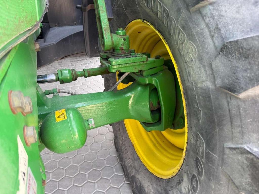 John Deere 6175R Photo 20