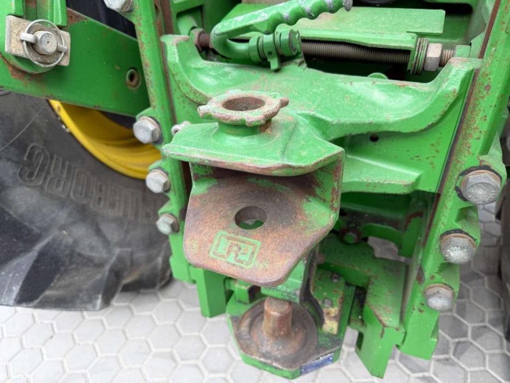 John Deere 6175R Photo 26