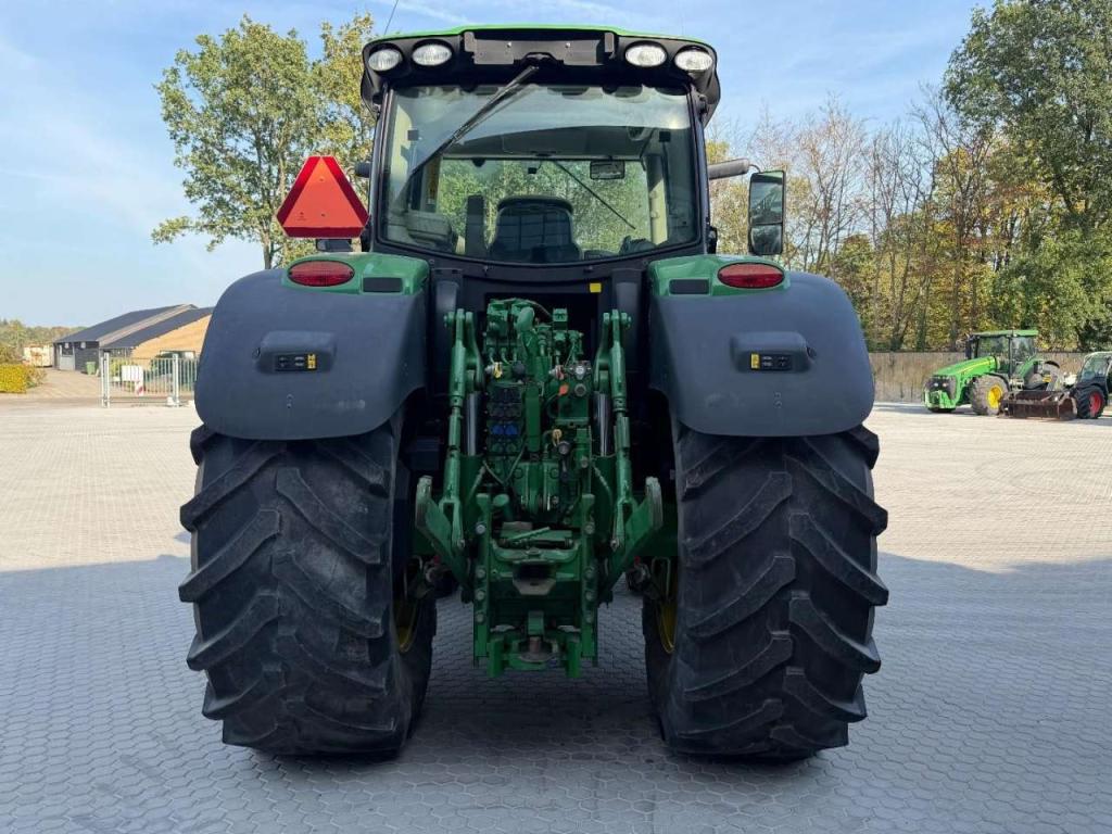 John Deere 6175R Photo 7