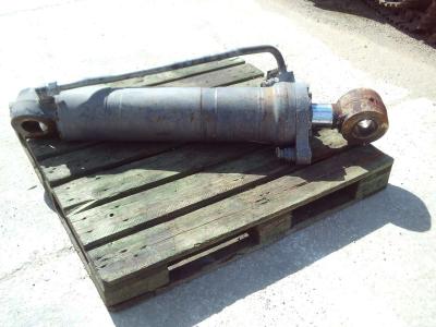 Piston de rotation de la benne pour New Holland W270B en vente par OLM 90 Srl