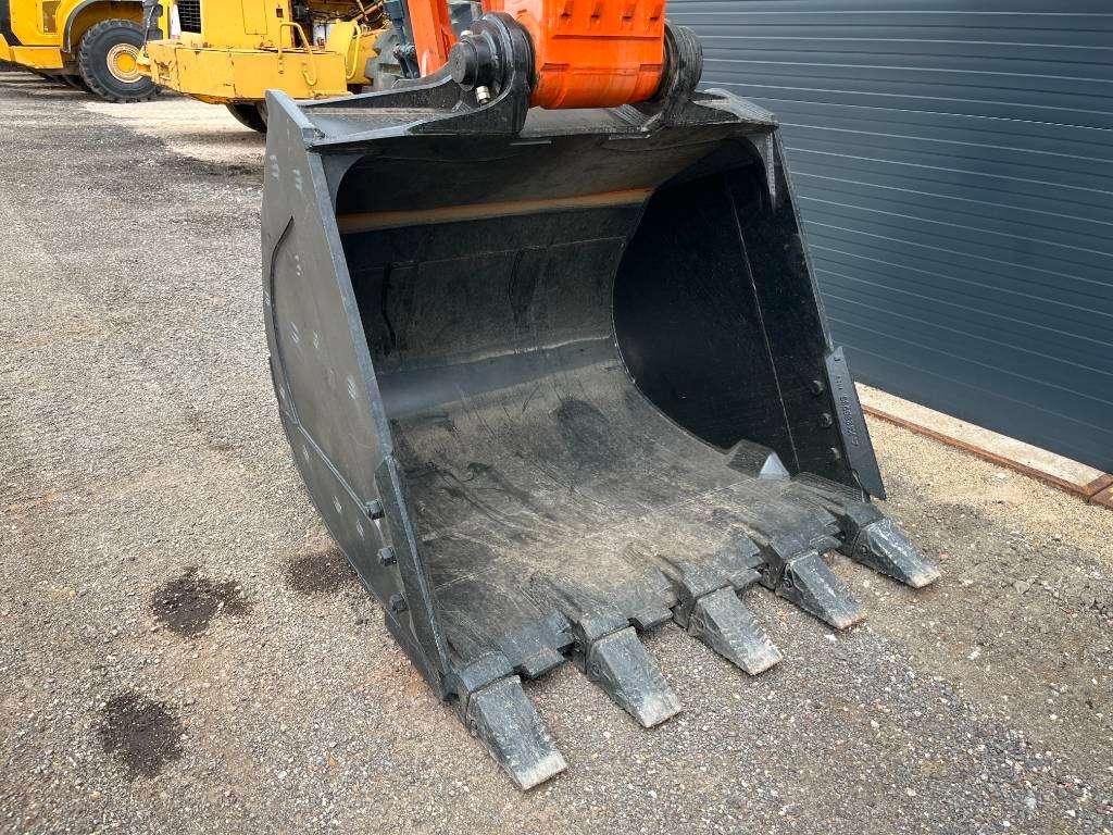 Hitachi EC350LC - New / CUMMINS ENGINE Photo 16