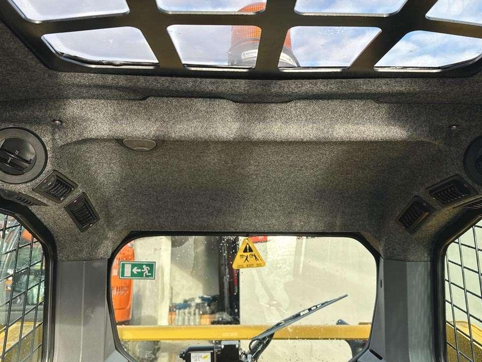Gehl V210 HF Photo 12