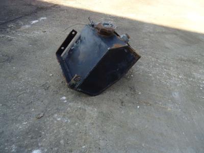 Réservoir d'eau pour Fiat Hitachi W130 en vente par OLM 90 Srl