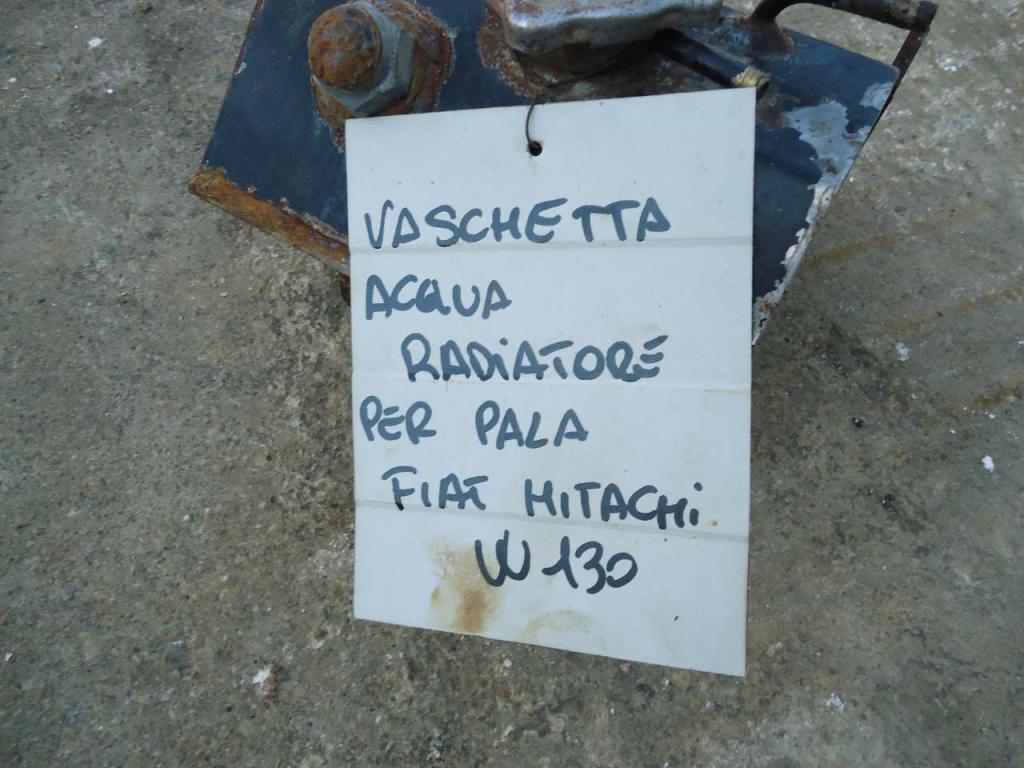 Réservoir d'eau pour Fiat Hitachi W130 Photo 3