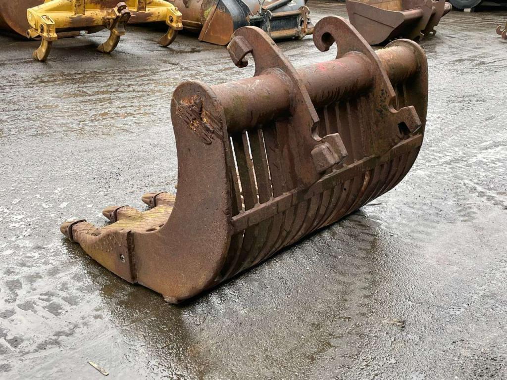 Verachtert Skeleton bucket Photo 3