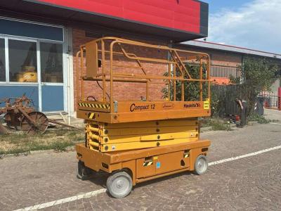 Haulotte COMPACT 12 en vente par Massucco T. Srl