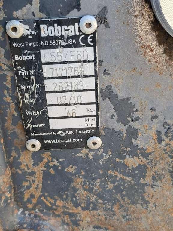 Bobcat E60 Photo 16