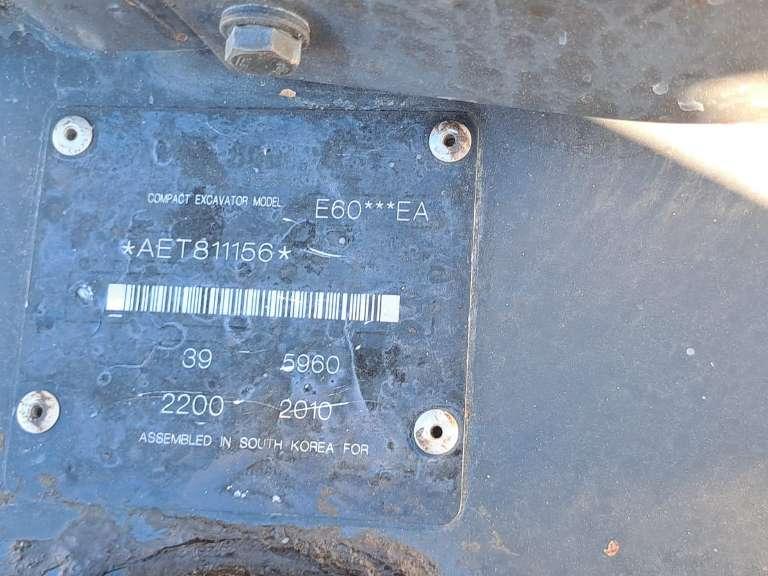 Bobcat E60 Photo 8