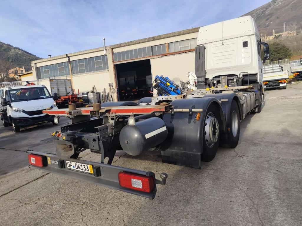 Iveco S-WAY 510 AS Photo 16