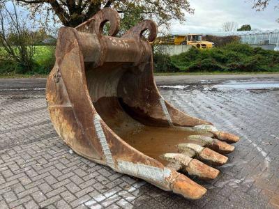 Large Bucket CW70 - CAT 365 Godet de fouille en vente par Boss Machinery