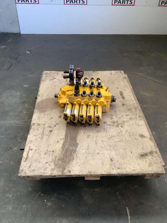 Distributeur hydraulique pour Kalmar 12-600 Photo 2