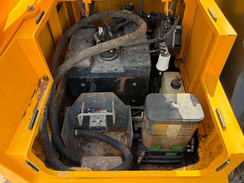 Volvo EC300EL - Hammer Lines / Automatic Greasing Photo 30