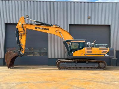 Hyundai HX480L Photo 1