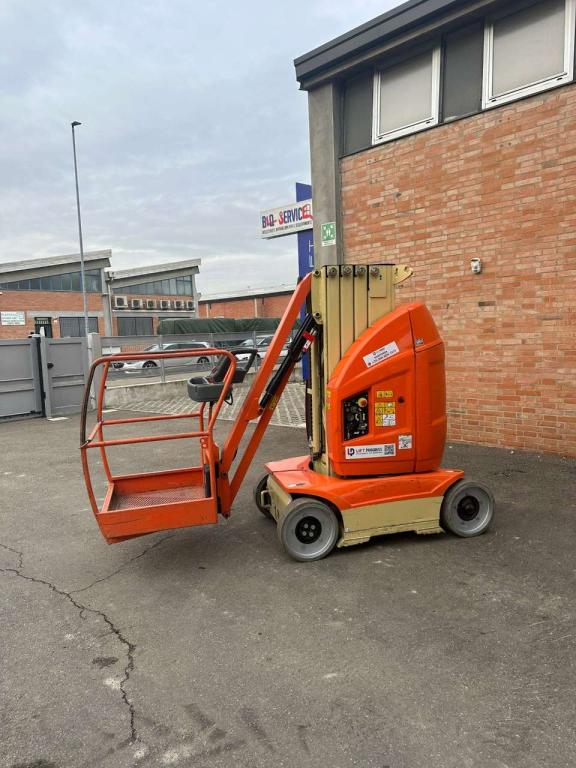 JLG Toucan 10E Photo 4