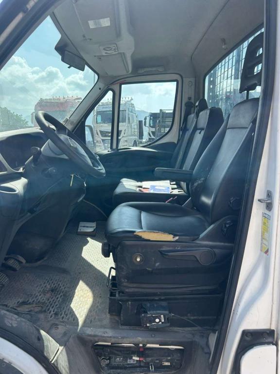 Iveco DAILY 35-120 Photo 6