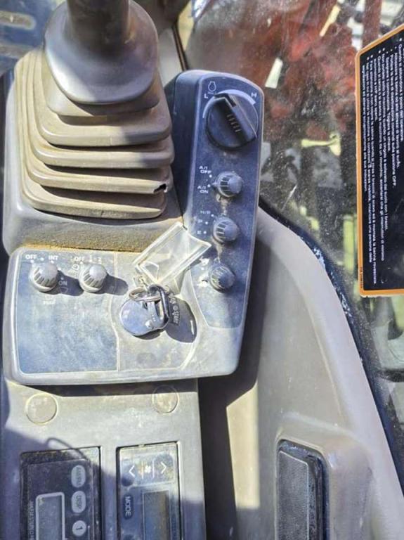 Hitachi Zaxis ZX240N-3 Photo 27